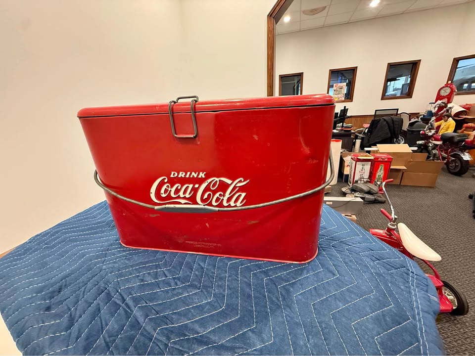 Vintage Coca-Cola Metal Cooler – 1940s/50s – Original – Progress Refrigerator Co