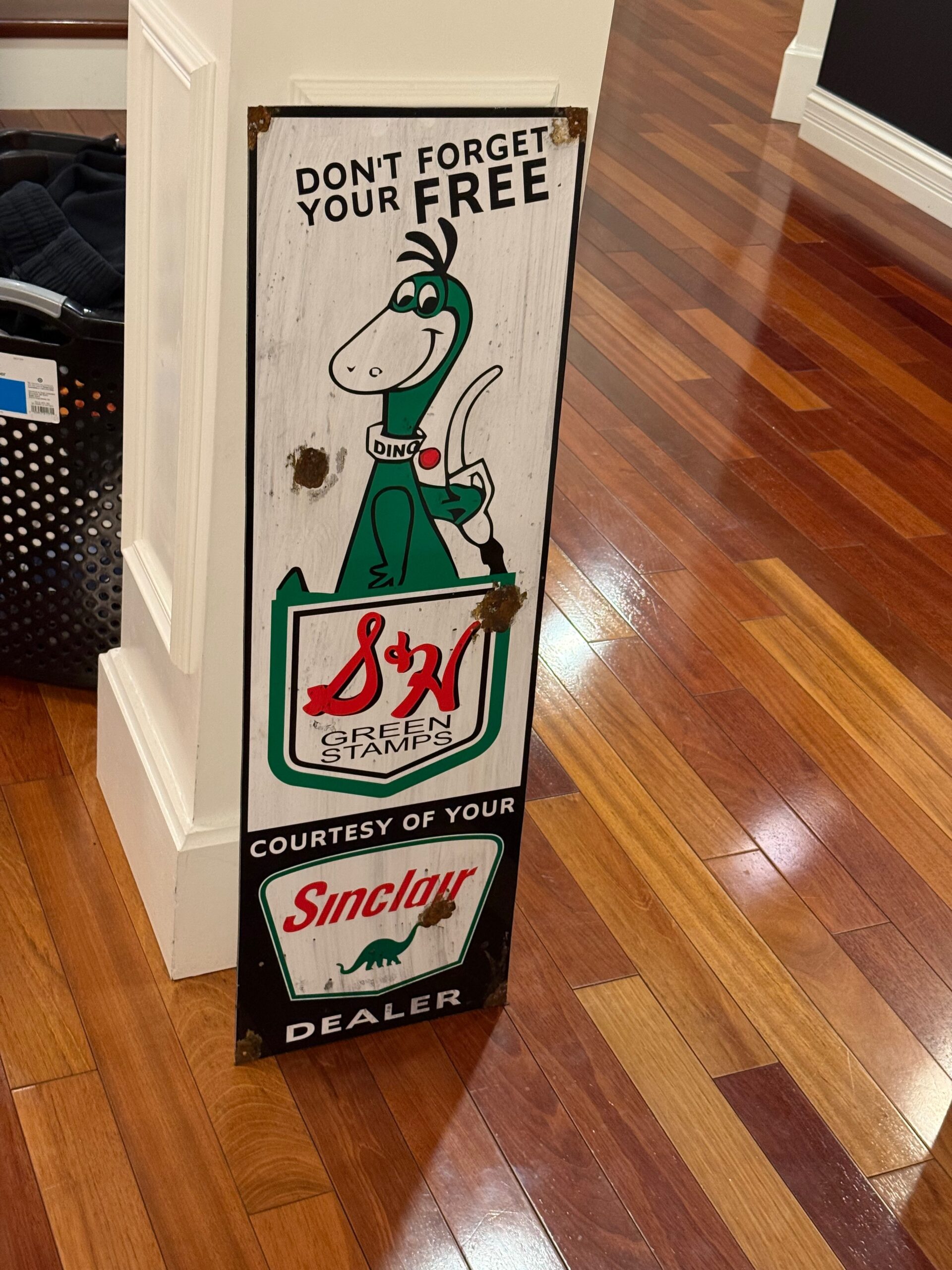 Sinclair Dealer S&H Green Stamps Metal Sign